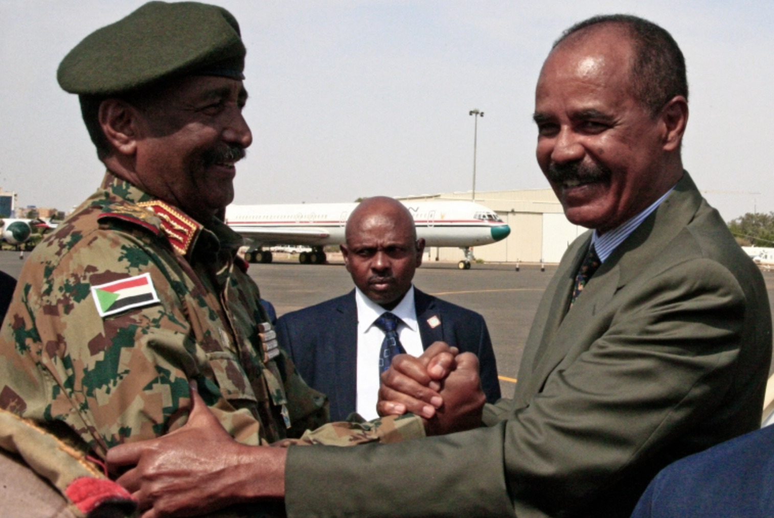 Eritrea’s Isaias meets Sudanese leaders amid Ethiopia tensions